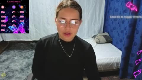 Snapshot of isis_11 chatting on 04/08/26, 11:16 isis_11 online show from 04/08/26, 11:16