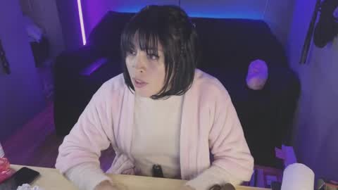 Snapshot of isis_diosa chatting on 02/04/25, 05:10 Ana Maria online show from 02/04/25, 05:10