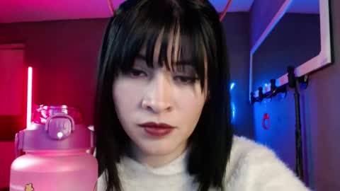 Snapshot of isis_diosa chatting on 09/08/25, 10:53 Ana Maria online show from 09/08/25, 10:53