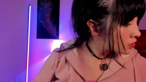 Snapshot of isis_diosa chatting on 03/30/26, 04:30 Ana Maria online show from 03/30/26, 04:30