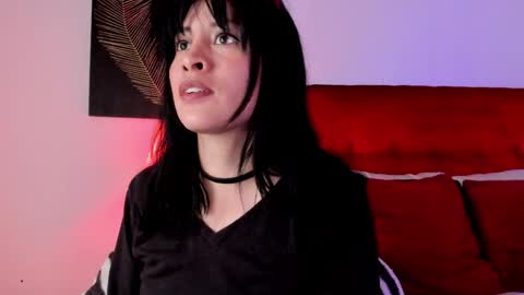 Snapshot of isis_diosa chatting on 04/18/26, 07:18 Ana Maria online show from 04/18/26, 07:18