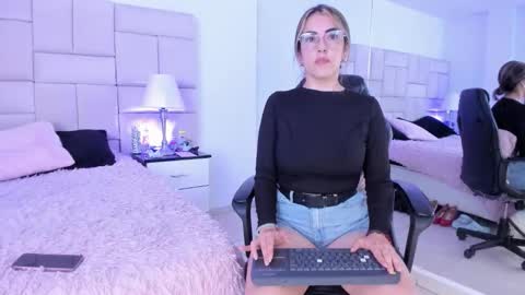 Pauli online show from 01/18/26, 01:09