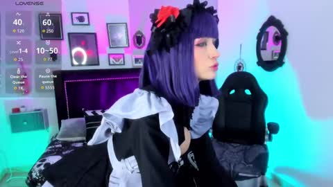 Isis Raichu online show from 09/23/25, 08:56