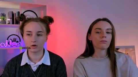 Snapshot of isla_dior chatting on 10/03/25, 08:33 isla_dior online show from 10/03/25, 08:33