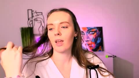 Snapshot of isla_dior chatting on 11/26/25, 07:31 isla_dior online show from 11/26/25, 07:31