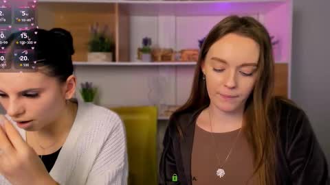 Snapshot of isla_dior chatting on 12/21/25, 07:59 isla_dior online show from 12/21/25, 07:59