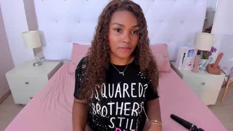 Snapshot of isla_scott chatting on 09/29/25, 11:15 Vanessa online show from 09/29/25, 11:15