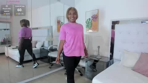 Vanessa online show from 03/18/26, 11:35