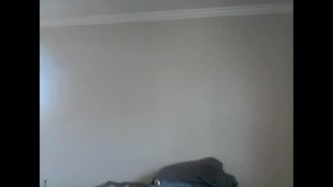 island625103 online show from 12/02/24, 06:21