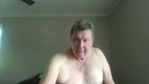 island625103 online show from 09/22/25, 03:03