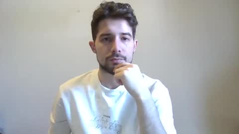 Snapshot of islaysince97 chatting on 04/06/26, 11:22 islaysince97 online show from 04/06/26, 11:22