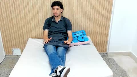 Israel online show from 10/18/25, 07:25