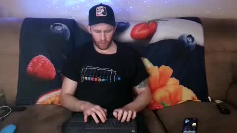 Snapshot of israeli_tall chatting on 12/01/24, 09:15 Tall Jewish Ginger DOM online show from 12/01/24, 09:15