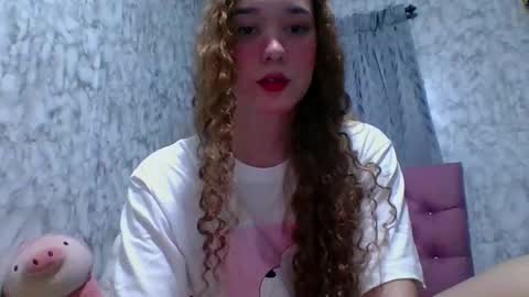 Snapshot of issa30213 chatting on 12/28/24, 02:22 Issa online show from 12/28/24, 02:22