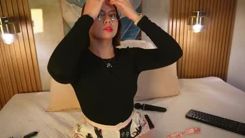 issa baby  online show from 05/05/26, 04:20