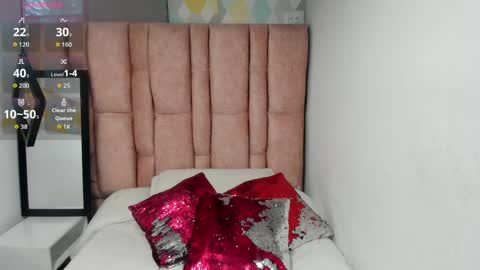 Snapshot of issa_milf__ chatting on 04/09/26, 01:16 ISSA MILF online show from 04/09/26, 01:16