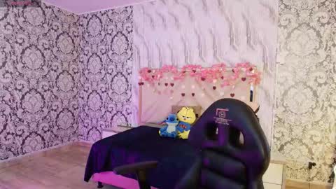 Snapshot of issa_tay1 chatting on 03/14/26, 03:23 Issa online show from 03/14/26, 03:23