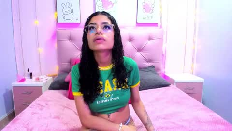 Issa  online show from 11/26/25, 04:02