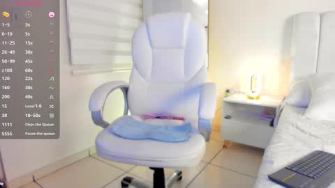 Isa  online show from 03/27/26, 08:26