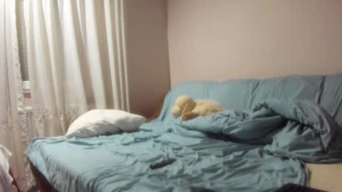 Issabelle online show from 02/05/26, 07:57