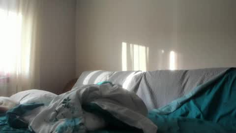 Issabelle online show from 05/11/26, 03:56