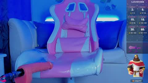 Issac online show from 12/10/24, 10:17