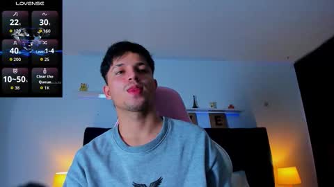 ISSAC online show from 10/15/25, 04:23