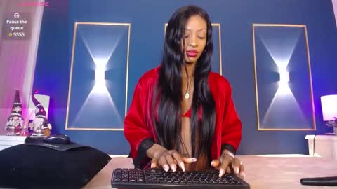 Isabelle online show from 12/27/24, 12:34