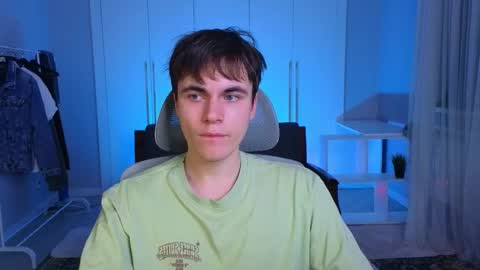 Maks online show from 02/17/25, 01:42