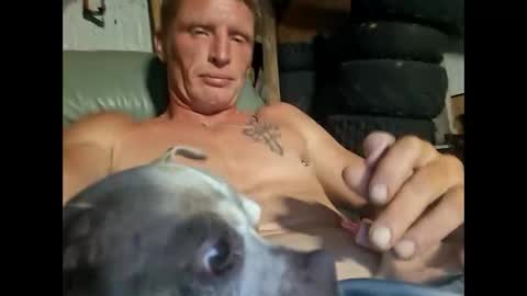 Snapshot of istillridemybmxbike chatting on 04/27/26, 04:54 istillridemybmxbike online show from 04/27/26, 04:54