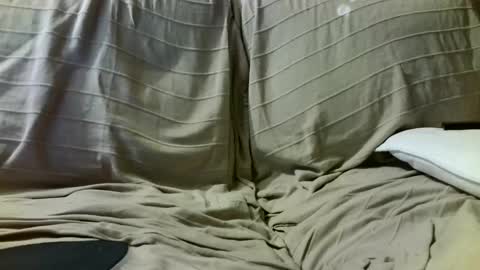 ita_iano online show from 02/26/25, 09:27