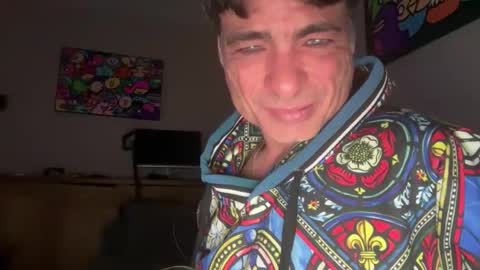 Snapshot of itakker chatting on 04/20/26, 12:35 itakker online show from 04/20/26, 12:35