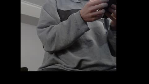 Snapshot of ital25usa chatting on 01/12/25, 06:06 ital25usa online show from 01/12/25, 06:06