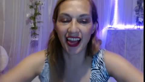 Snapshot of italagomez chatting on 02/19/25, 12:57 Itala Gomez online show from 02/19/25, 12:57