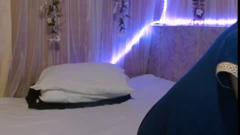 Snapshot of italagomez chatting on 03/09/25, 12:21 Itala Gomez online show from 03/09/25, 12:21