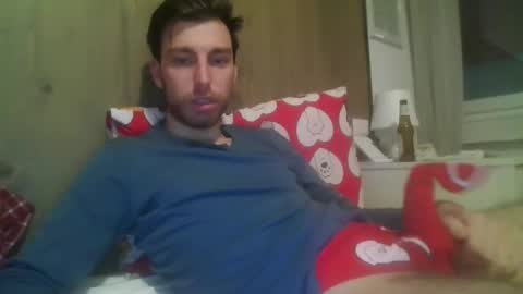 italian_boy_22 online show from 01/13/25, 09:09
