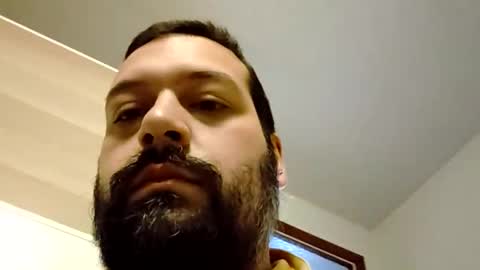 Snapshot of italianbigboy932 chatting on 04/05/26, 10:34 italianbigboy932 online show from 04/05/26, 10:34