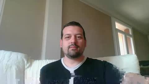 Snapshot of italianbigboy932 chatting on 04/11/26, 08:51 italianbigboy932 online show from 04/11/26, 08:51