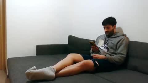 Snapshot of italianboybcn chatting on 12/31/24, 10:12 italianboybcn online show from 12/31/24, 10:12