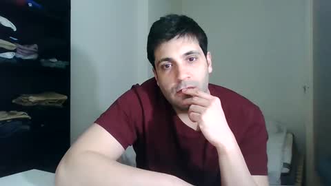 Snapshot of italianboybcn chatting on 01/31/25, 08:43 italianboybcn online show from 01/31/25, 08:43