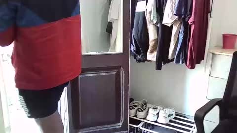 italianboybcn online show from 11/02/25, 10:28