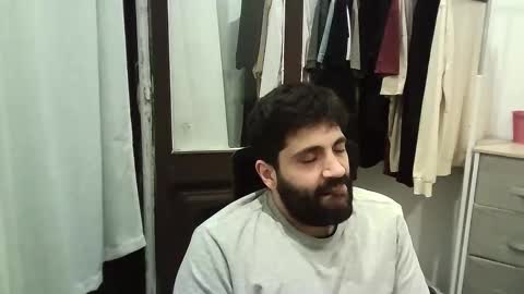 Snapshot of italianboybcn chatting on 12/18/25, 06:58 italianboybcn online show from 12/18/25, 06:58
