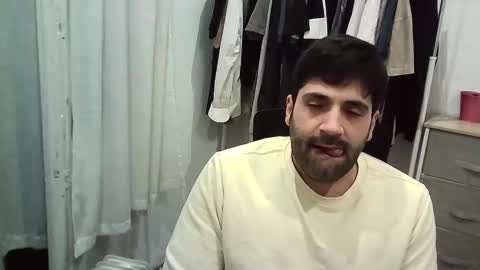Snapshot of italianboybcn chatting on 12/21/25, 07:37 italianboybcn online show from 12/21/25, 07:37