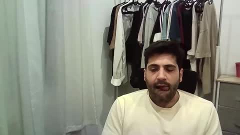 Snapshot of italianboybcn chatting on 01/14/26, 06:52 italianboybcn online show from 01/14/26, 06:52