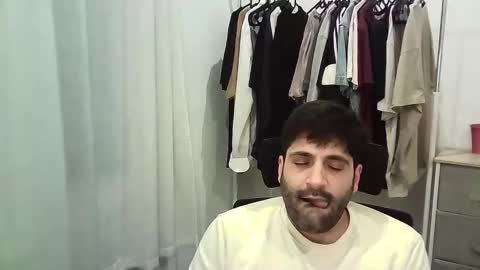 Snapshot of italianboybcn chatting on 01/14/26, 06:57 italianboybcn online show from 01/14/26, 06:57