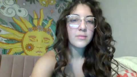 Snapshot of italiankittyx chatting on 09/18/25, 06:15 ItalianKitty online show from 09/18/25, 06:15