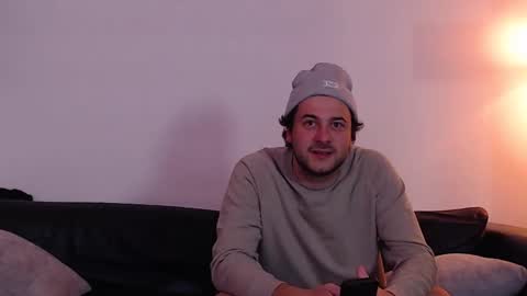 italianladd online show from 11/04/25, 01:38