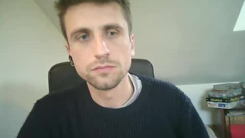 Snapshot of italiano116116 chatting on 03/04/25, 04:20 italiano116116 online show from 03/04/25, 04:20