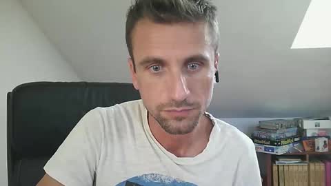 Snapshot of italiano116116 chatting on 09/09/25, 02:49 italiano116116 online show from 09/09/25, 02:49