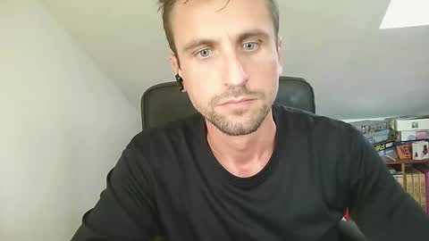 Snapshot of italiano116116 chatting on 09/16/25, 08:37 italiano116116 online show from 09/16/25, 08:37